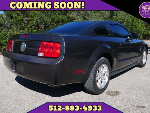 Used 2009 Ford Mustang Coupe image 2