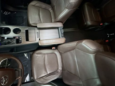 Used 2021 Toyota Sienna Platinum image 22