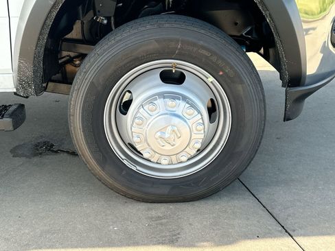 New 2025 RAM 5500 Tradesman image 10