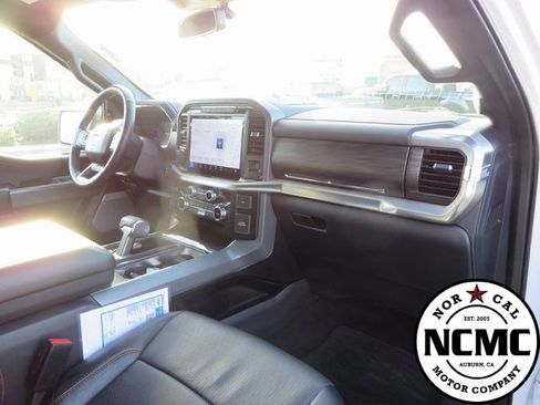 Used 2024 Ford F150 Lariat image 58