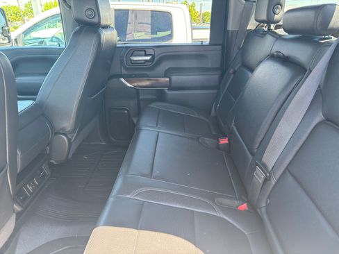 Used 2021 GMC Sierra 3500 SLT w/ Gooseneck/5TH Wheel Package AWD/4WD image 17