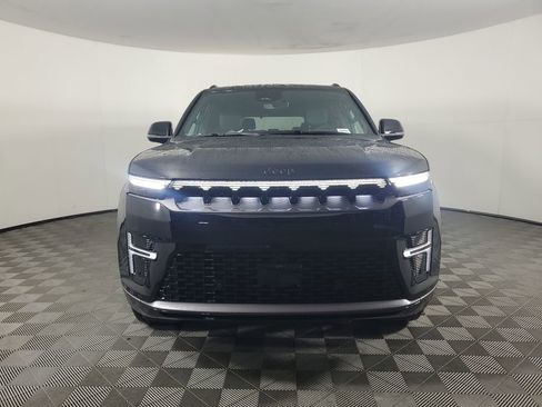 New 2026 Jeep Grand Wagoneer Limited image 9