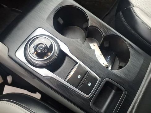 Certified 2023 Ford Escape Platinum image 22