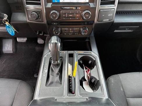 Used 2018 Ford F150 XLT w/ Equipment Group 302A Luxury AWD/4WD image 21