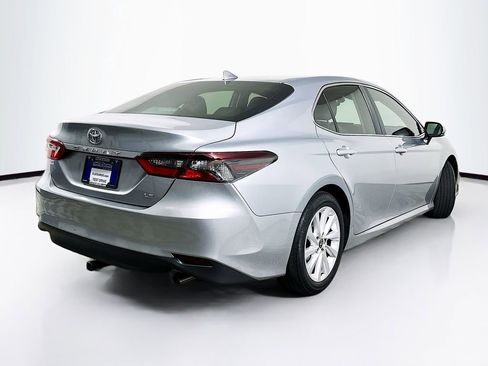Used 2023 Toyota Camry LE w/ Convenience Package FWD image 7