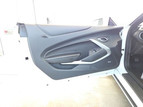 Used 2017 Chevrolet Camaro LS image 77