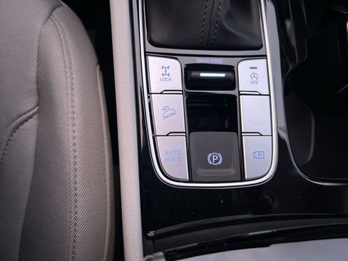 New 2026 Hyundai Tucson SE image 23