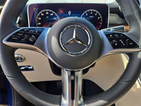 New 2026 Mercedes-Benz GLC 300 image 25