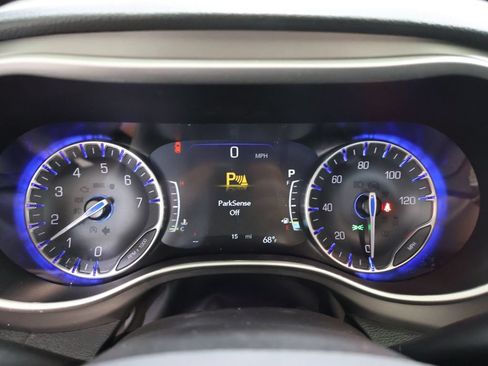 New 2027 Chrysler Pacifica Select FWD image 25
