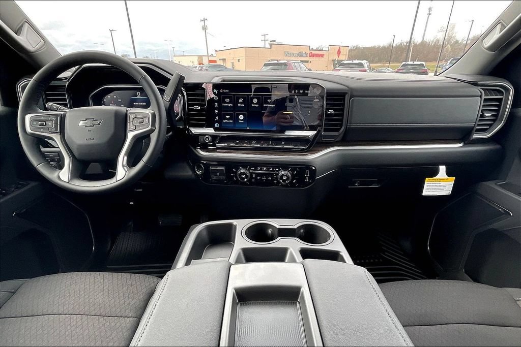 New 2026 Chevrolet Silverado 1500 RST AWD/4WD image 4