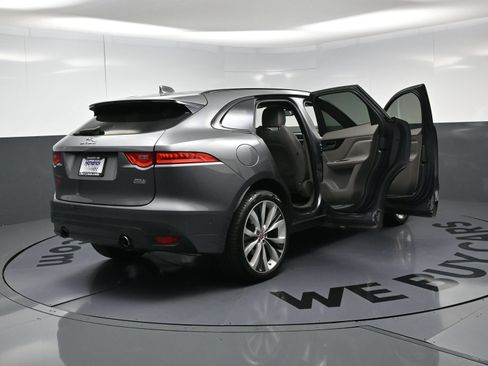 Used 2017 Jaguar F-PACE R-Sport AWD/4WD image 27