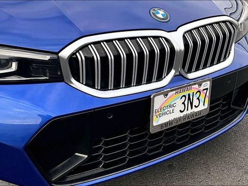 Used 2023 BMW 330e w/ M Sport Package image 30