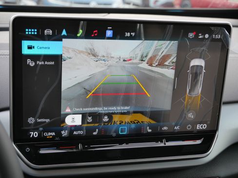 New 2026 Volkswagen ID.4 Pro image 12