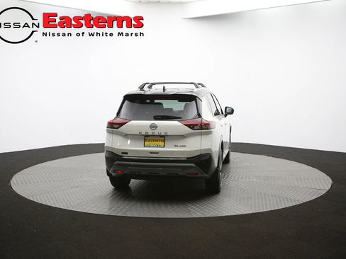Used 2023 Nissan Rogue SL w/ SL Premium Package AWD/4WD image 42