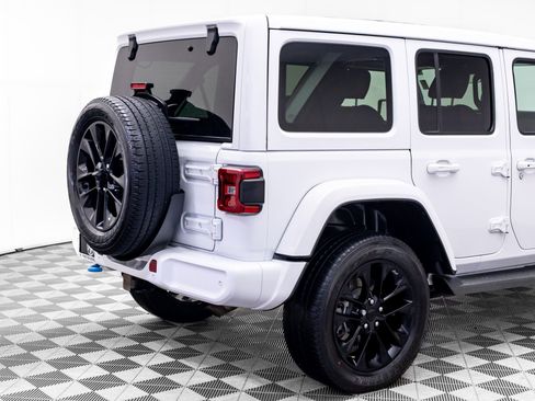 Used 2021 Jeep Wrangler Unlimited Sahara image 37