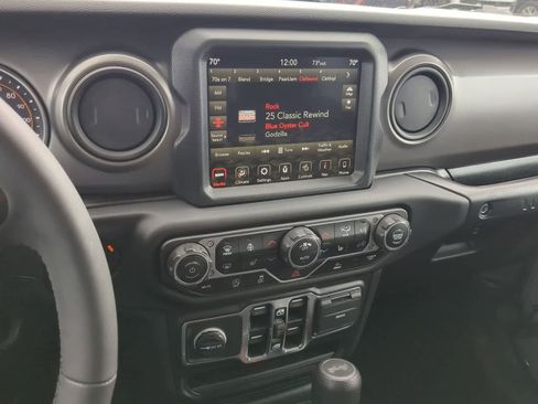 Certified 2023 Jeep Wrangler Unlimited Sport image 27