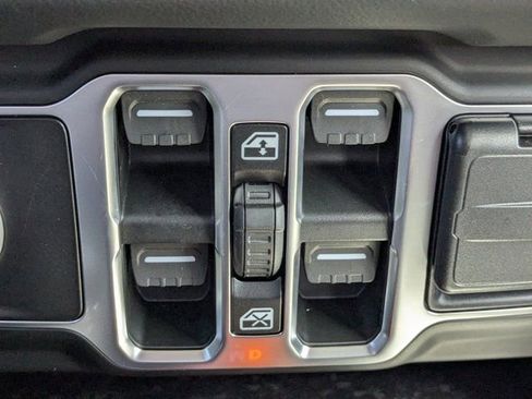 New 2026 Jeep Wrangler Unlimited Sahara AWD/4WD image 23