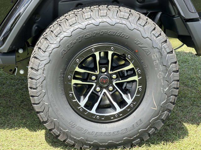 New 2027 Jeep Wrangler Unlimited Rubicon AWD/4WD image 21
