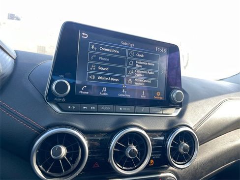 Used 2022 Nissan Sentra SR w/ SR Premium Package image 15