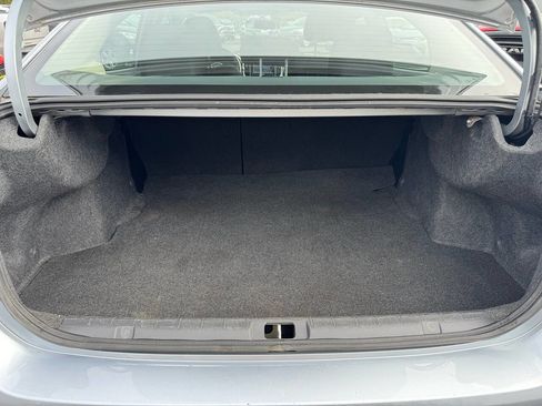 Used 2018 Subaru Impreza 2.0i Premium image 21