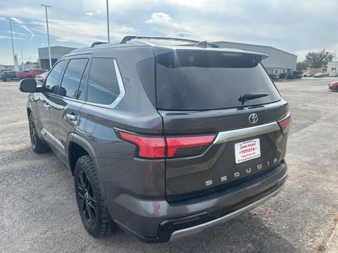Used 2024 Toyota Sequoia Capstone image 8
