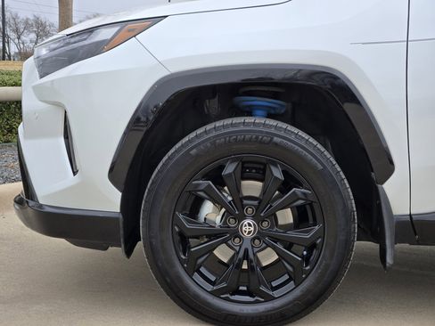 Used 2024 Toyota RAV4 XSE image 11