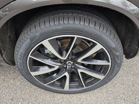 Used 2023 Volvo XC90 B5 Plus AWD/4WD image 7