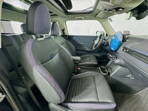 Certified 2025 MINI Cooper S image 27