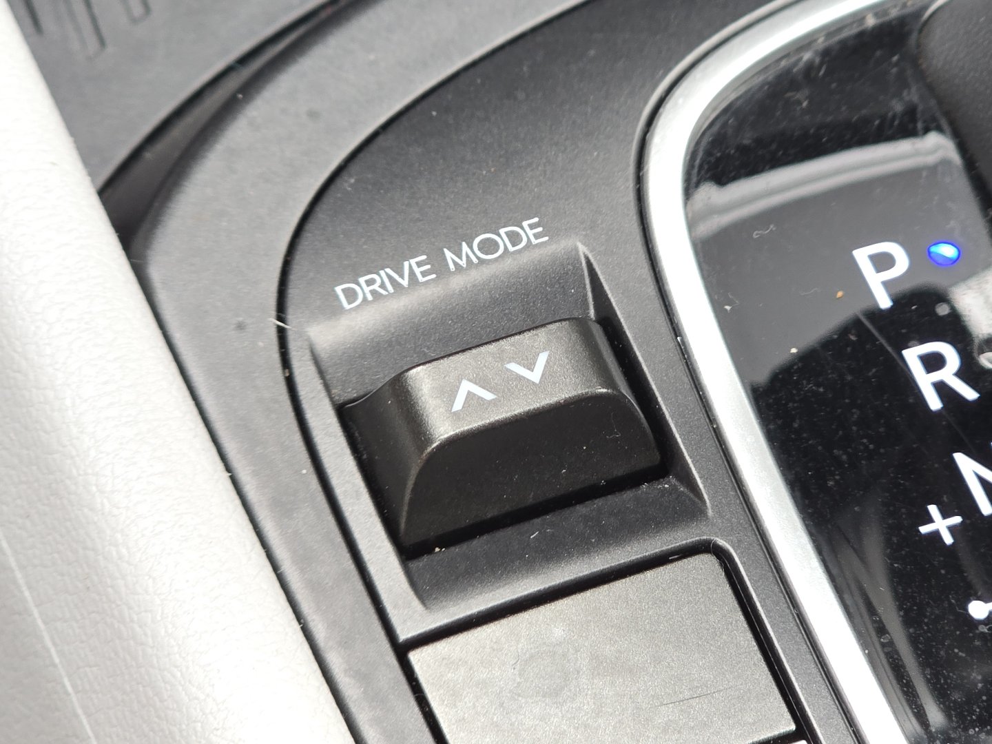 Used 2024 Hyundai Kona SEL FWD image 8
