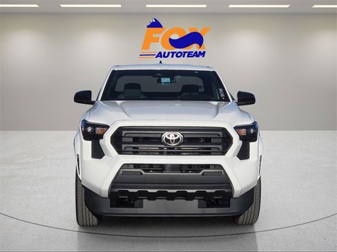 New 2026 Toyota Tacoma SR image 8