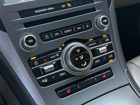 Used 2017 Lincoln MKZ Select FWD image 17