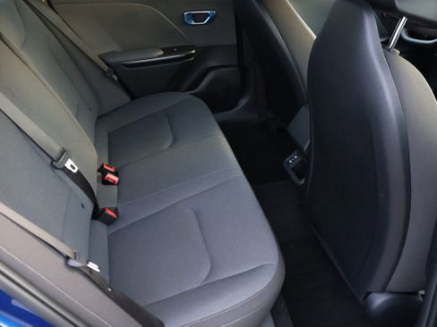 New 2025 Kia K4 LXS image 14