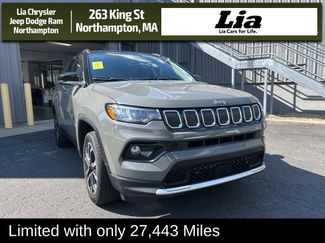 Used 2022 Jeep Compass Limited image 1