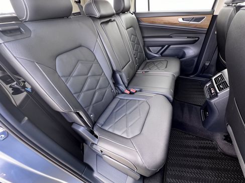 Certified 2026 Volkswagen Atlas SE FWD image 29