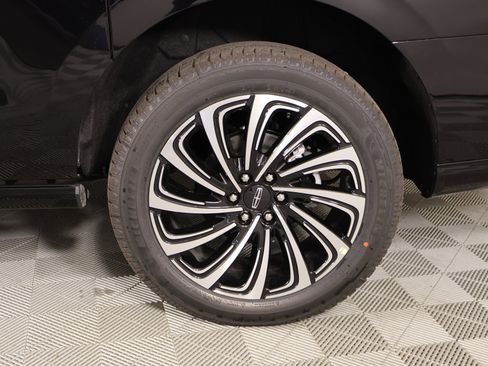 New 2026 Lincoln Navigator L Black Label AWD/4WD image 20