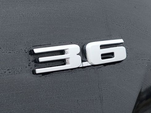 Used 2018 Cadillac XTS Premium Luxury image 13