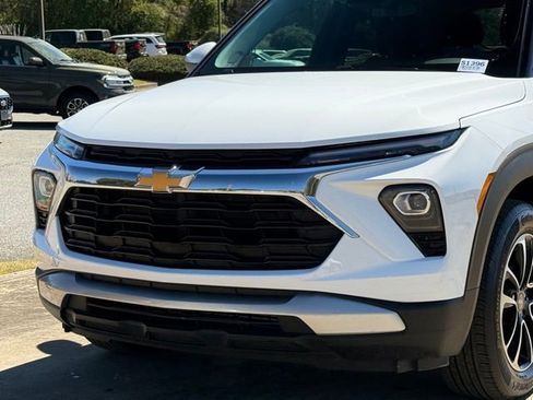Used 2025 Chevrolet TrailBlazer LT image 10