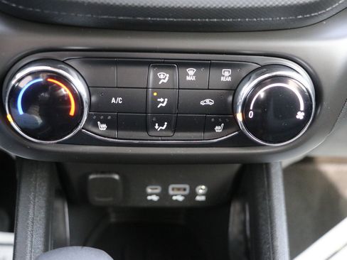 Used 2023 Chevrolet TrailBlazer LT image 22