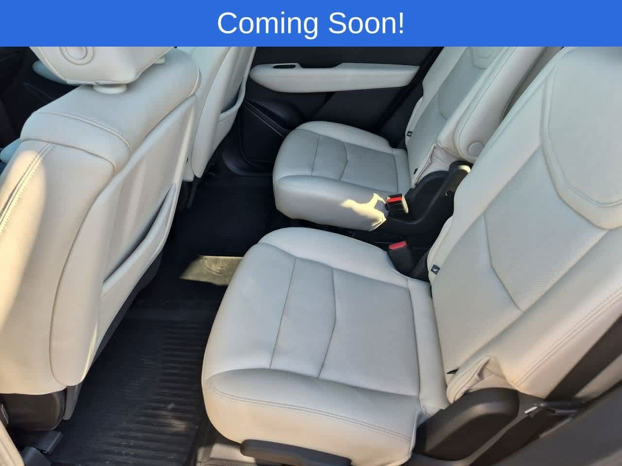 Used 2024 Cadillac XT6 Sport w/ LPO, Floor Liner Package AWD/4WD image 20