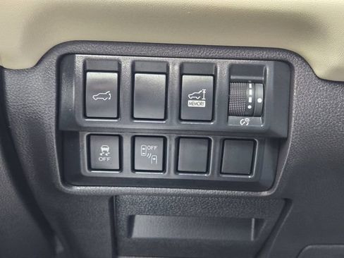 Used 2019 Subaru Ascent Touring AWD/4WD image 21