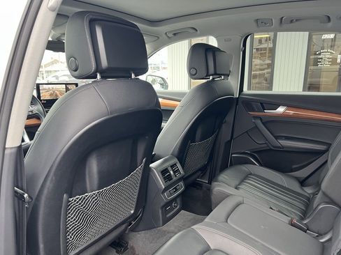 Used 2022 Audi Q5 2.0T Premium Plus w/ Premium Plus Package image 15