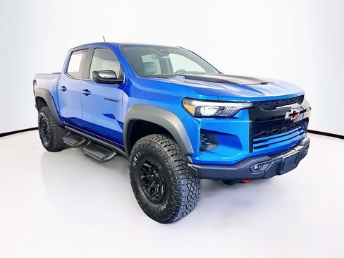 Used 2024 Chevrolet Colorado ZR2 w/ ZR2 Bison Edition AWD/4WD image 36