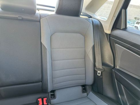 Used 2025 Volkswagen Jetta SE image 39