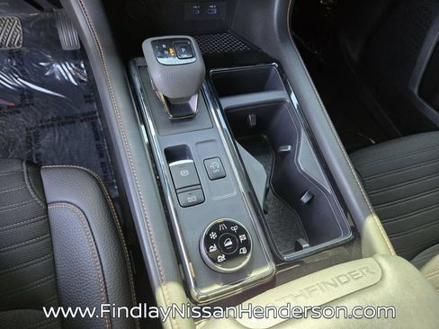Used 2025 Nissan Pathfinder Rock Creek AWD/4WD image 28