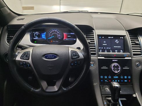 Used 2018 Ford Taurus SHO AWD/4WD image 22
