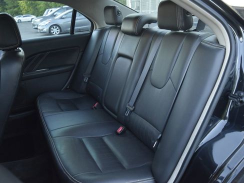 Used 2012 Ford Fusion Sport FWD image 7