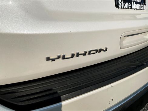 Used 2024 GMC Yukon XL Denali w/ Denali Reserve Package AWD/4WD image 31