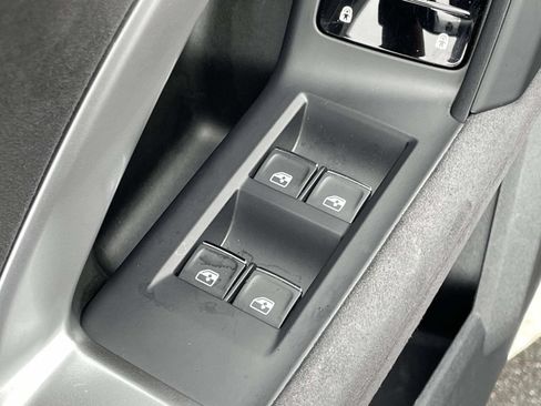 Certified 2025 Audi SQ5 Premium Plus AWD/4WD image 16