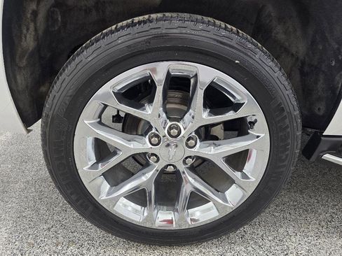 Used 2017 Chevrolet Tahoe Premier RWD image 36