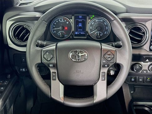Used 2021 Toyota Tacoma TRD Off-Road w/ TRD Premium Off Road Package image 35